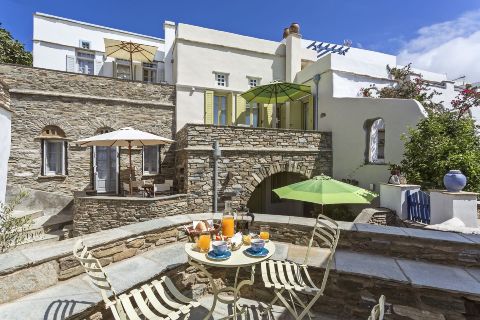 Παραδοσιακά Καταλύματα